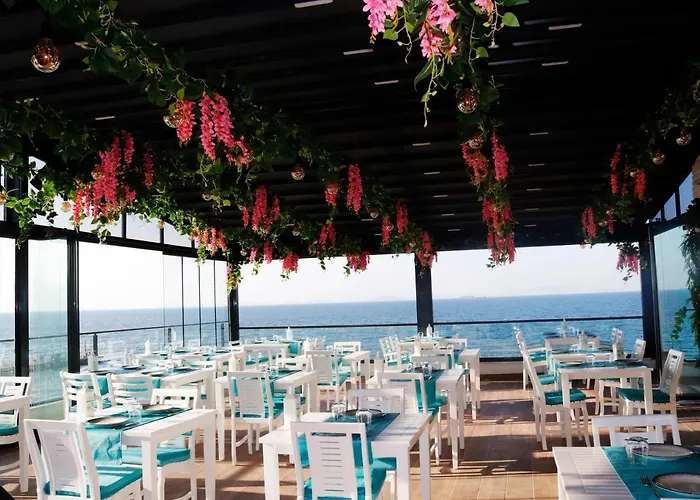 Szálloda The Lavington Beach